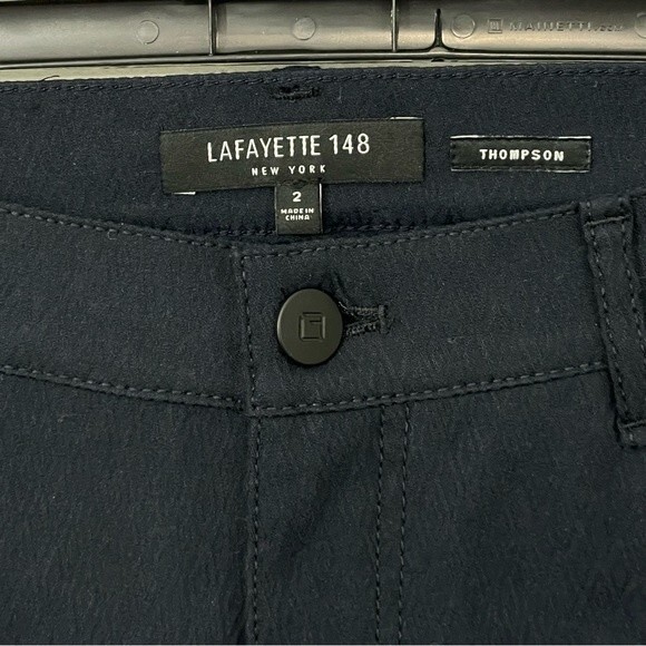 LAFAYETTE 148 New York Navy Blue Thompson Embossed Pattern Pants Trousers Size 2 - Picture 2 of 7